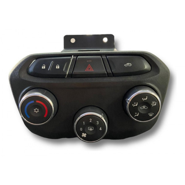 Comando Do Ar Condicionado Gm Onix 2018 Original Usado