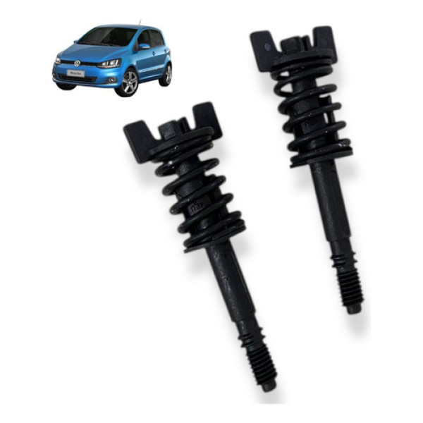 Par Parafuso Fixação Lanterna Traseira Vw Fox Spacefox Usado