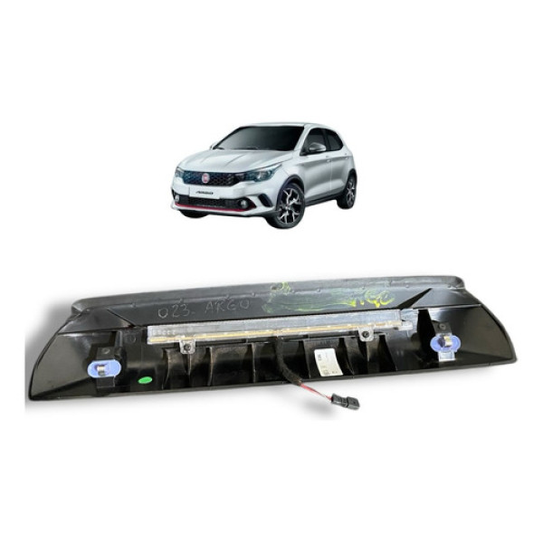 Luz De Freio Break Light Fiat Argo 2018 2022 Original Usado