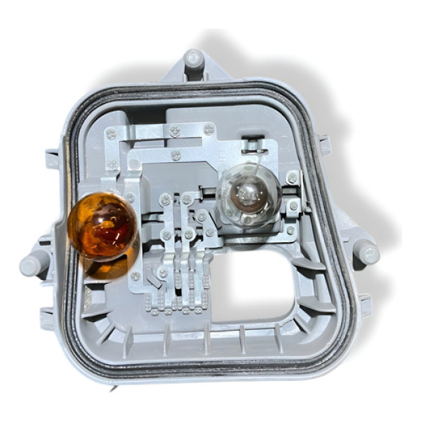 Circuito Soquete Lanterna Traseira Esquerda Vw Fox 2015 Usad Esquerdo/motorista Vermelho