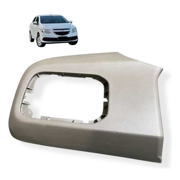 Moldura Lateral Esquerdo Difusor Ar Gm Prisma 94750269 Usado